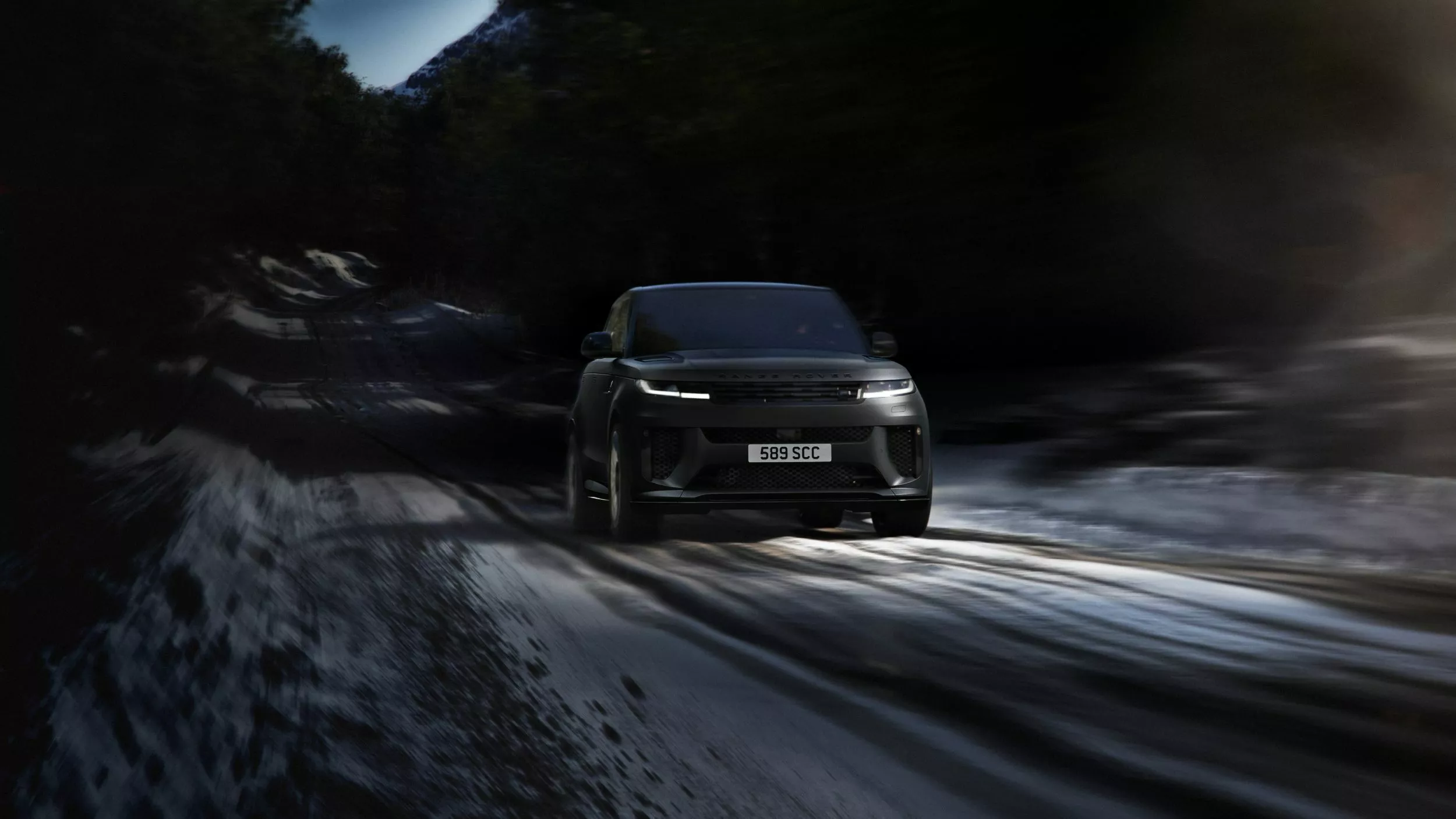 Range Rover Sport SV Ultimate Edition